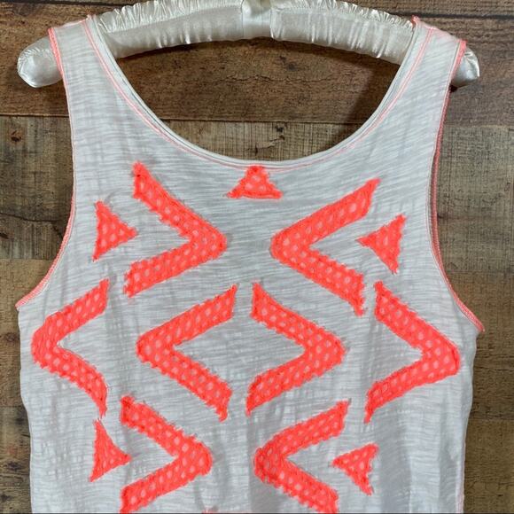 We the Free Bermuda Triangle White Neon Tank Size Small NWOT - Picture 5 of 12